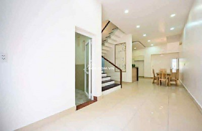 BIỆT THỰ 2 MẶT THOÁNG ÔTÔ ĐỖ CỬA - CÁCH MT VÀI CĂN - GARA RIÊNG OTO NGỦ TRONG NHÀ - NGANG KHỦNG 6.5 - 80m2 - CHỈ 12 TỶ Lê Đức Thọ, Phường 17, Gò Vấp
